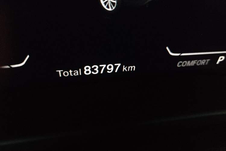 Used BMW X3 2020 xDrive25i Luxury Package Odometer Close Up