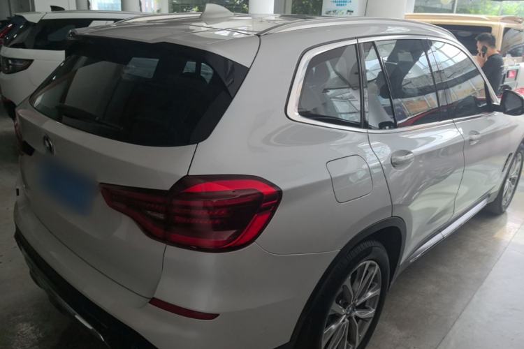 Used BMW X3 2020 xDrive25i Luxury Package Rear Right 45 Deg