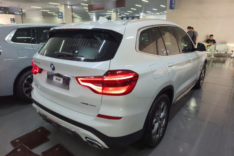 Used BMW X3 2020 xDrive28i Luxury Package Rear Right 45 Deg