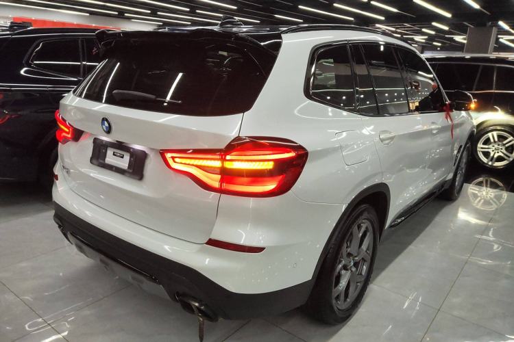 Used BMW X3 2020 xDrive28i Luxury Package Rear Right 45 Deg