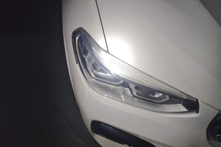 Used BMW X3 2020 xDrive25i M Sport Package Right Front Headlight