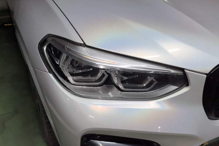 Used BMW X3 2020 xDrive30i Luxury Model with M Sport Package Right Front Headlight