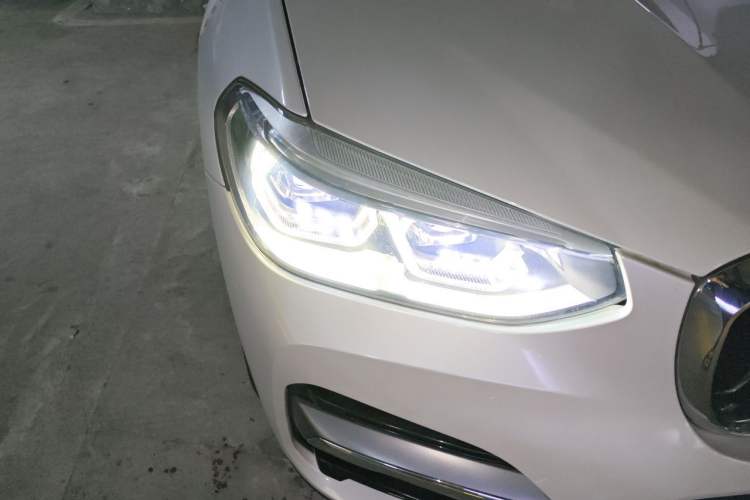 Used BMW X3 2020 xDrive25i Luxury Package Right Front Headlight
