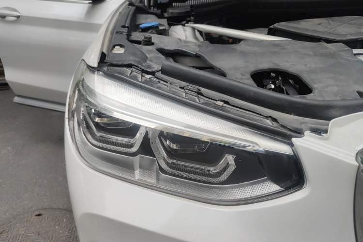 Used BMW X3 2020 xDrive25i Luxury Package Right Front Headlight