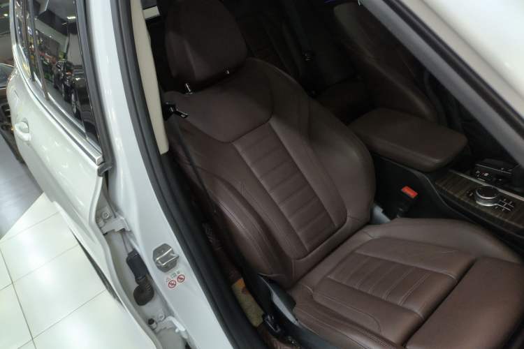 Used BMW X3 2020 xDrive28i M Sport Package Right Front Seat
