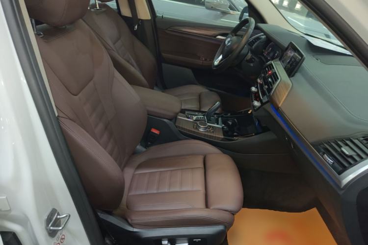 Used BMW X3 2020 xDrive28i Luxury Package Right Front Seat