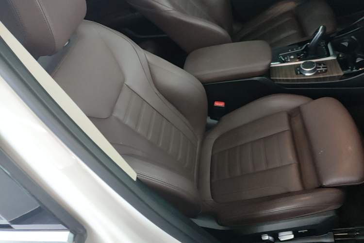 Used BMW X3 2020 xDrive28i M Sport Package Right Front Seat