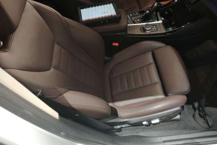 Used BMW X3 2020 xDrive28i M Sport Package Right Front Seat