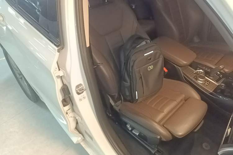 Used BMW X3 2020 xDrive28i M Sport Package Right Front Seat