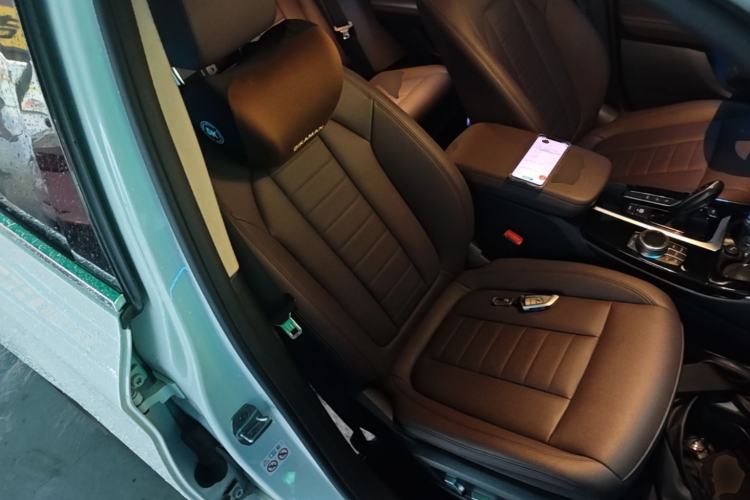 Used BMW X3 2020 xDrive25i Luxury Package Right Front Seat