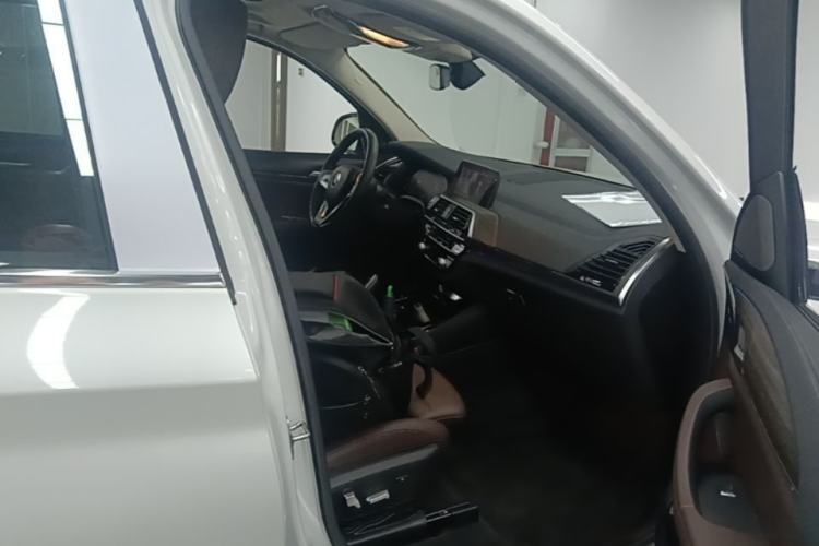 Used BMW X3 2020 xDrive28i Luxury Package Right Front Seat