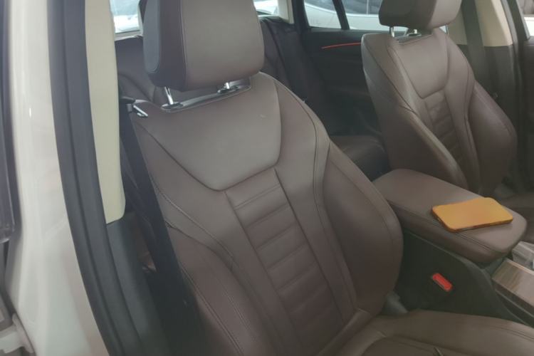 Used BMW X3 2020 xDrive28i Luxury Package Right Front Seat