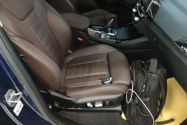 Used BMW X3 2020 xDrive30i Luxury Model with M Sport Package Right Front Seat