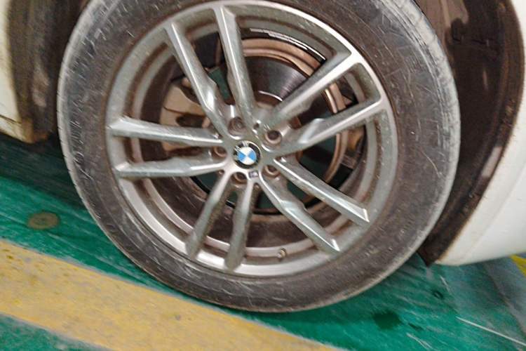 Used BMW X3 2020 xDrive28i M Sport Package Right Front Wheel Hub
