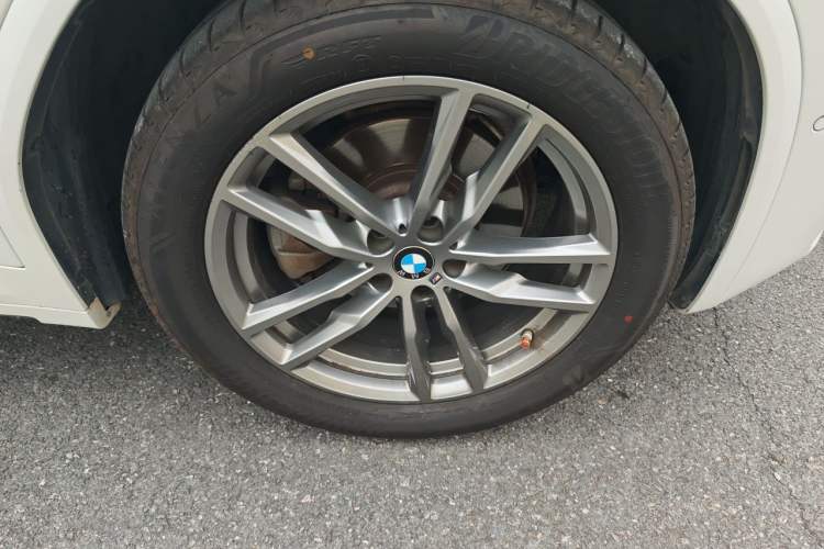 Used BMW X3 2020 xDrive28i M Sport Package Right Front Wheel Hub