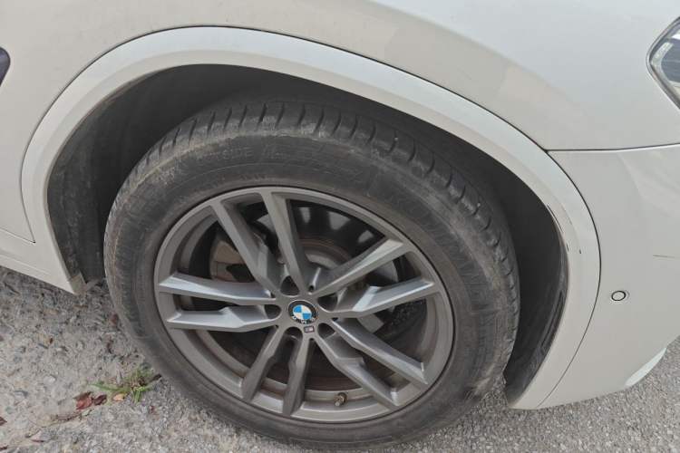 Used BMW X3 2020 xDrive25i M Sport Package Right Front Wheel Hub
