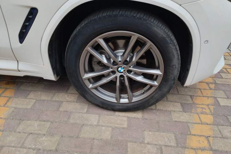 Used BMW X3 2020 xDrive28i M Sport Package Right Front Wheel Hub