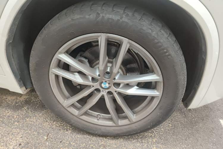 Used BMW X3 2020 xDrive28i M Sport Package Right Front Wheel Hub