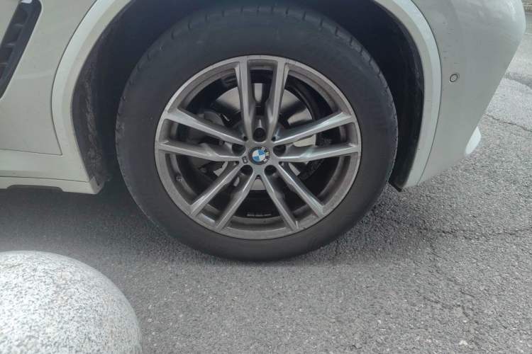 Used BMW X3 2020 xDrive28i M Sport Package Right Front Wheel Hub