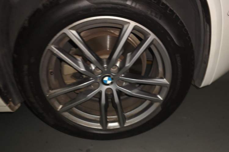 Used BMW X3 2020 xDrive28i M Sport Package Right Front Wheel Hub