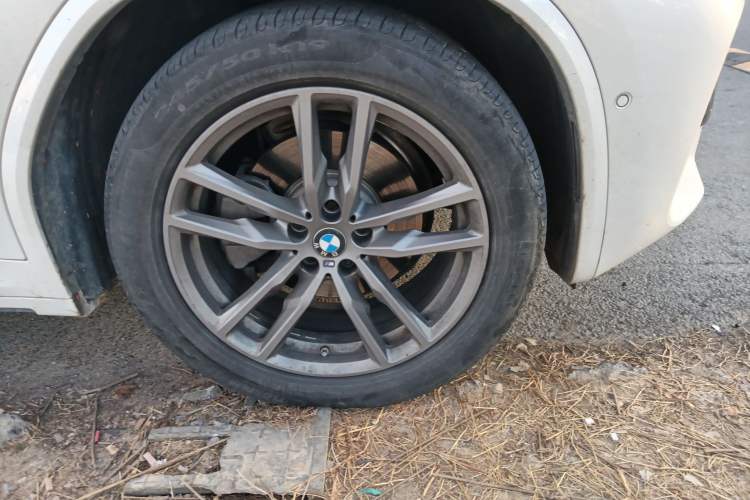 Used BMW X3 2020 xDrive28i M Sport Package Right Front Wheel Hub