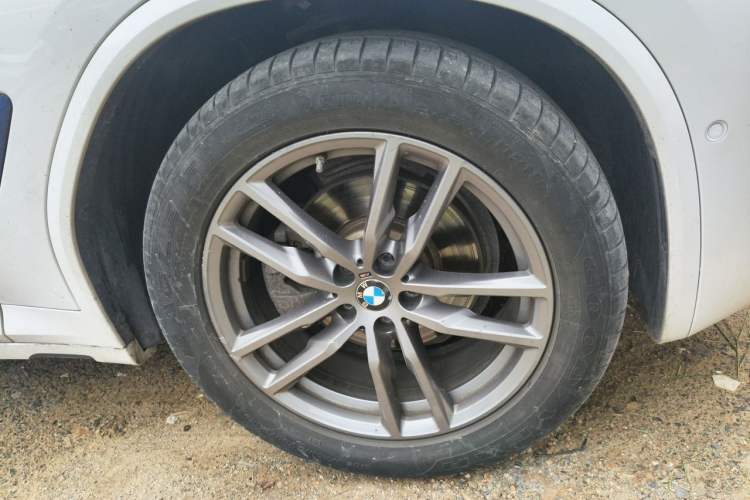Used BMW X3 2020 xDrive28i M Sport Package Right Front Wheel Hub