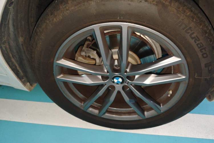 Used BMW X3 2020 xDrive28i M Sport Package Right Front Wheel Hub