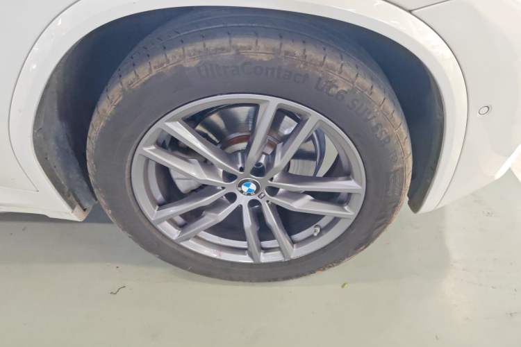 Used BMW X3 2020 xDrive28i M Sport Package Right Front Wheel Hub
