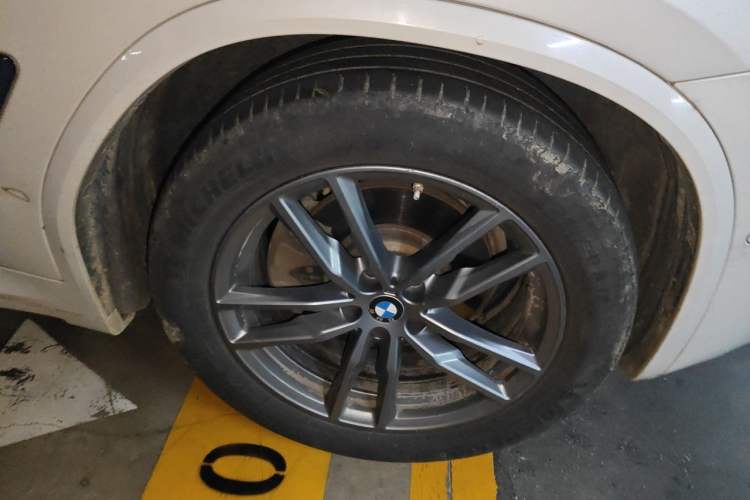 Used BMW X3 2020 xDrive28i M Sport Package Right Front Wheel Hub