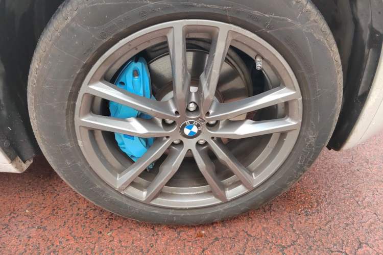 Used BMW X3 2020 xDrive28i M Sport Package Right Front Wheel Hub