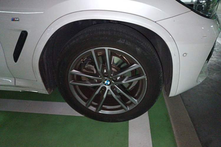 Used BMW X3 2020 xDrive28i M Sport Package Right Front Wheel Hub
