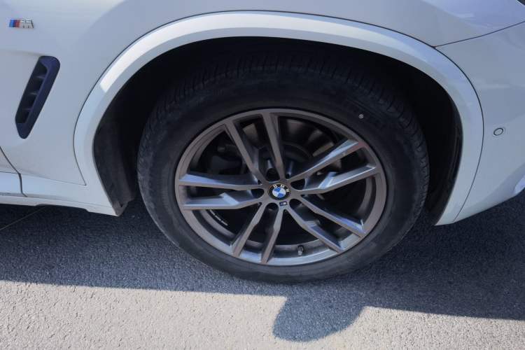 Used BMW X3 2020 xDrive28i M Sport Package Right Front Wheel Hub