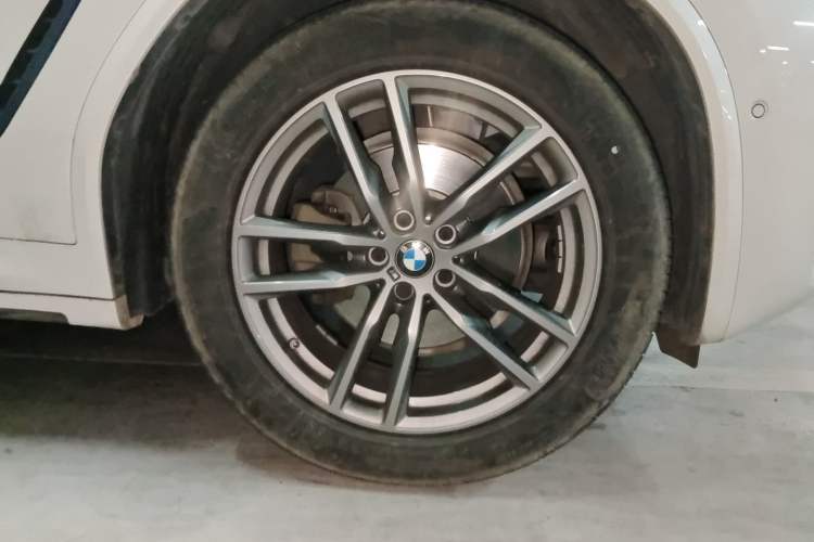 Used BMW X3 2020 xDrive28i M Sport Package Right Front Wheel Hub