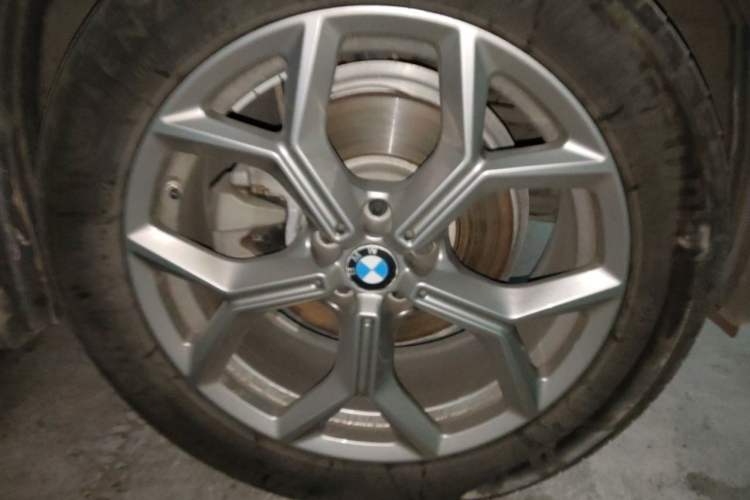 Used BMW X3 2020 xDrive28i M Sport Package Right Front Wheel Hub