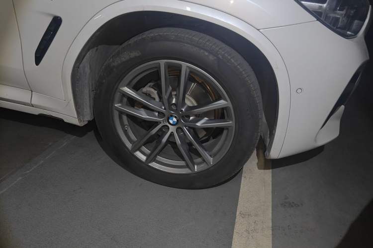 Used BMW X3 2020 xDrive28i M Sport Package Right Front Wheel Hub