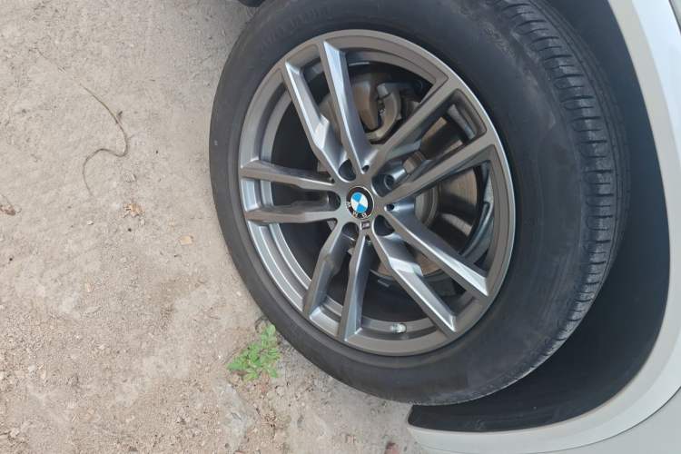 Used BMW X3 2020 xDrive28i M Sport Package Right Front Wheel Hub