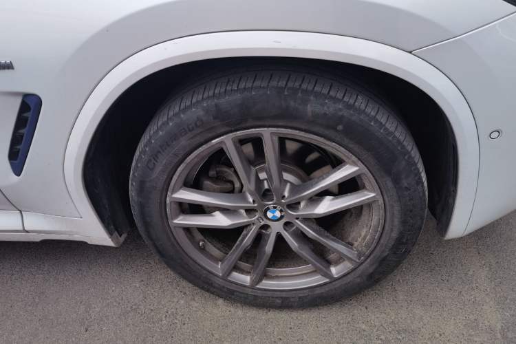 Used BMW X3 2020 xDrive28i M Sport Package Right Front Wheel Hub