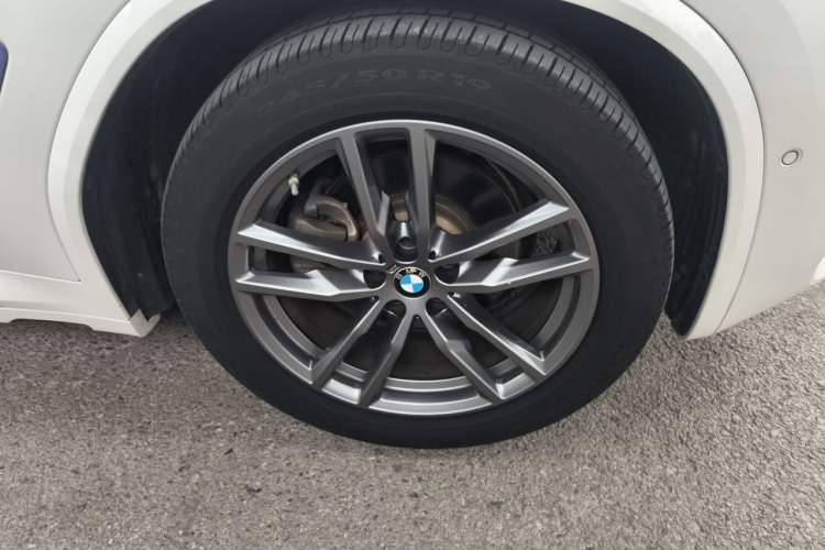 Used BMW X3 2020 xDrive28i M Sport Package Right Front Wheel Hub