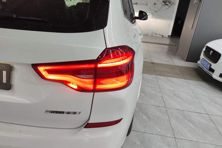 Used BMW X3 2020 xDrive28i M Sport Package Right Rear Taillight