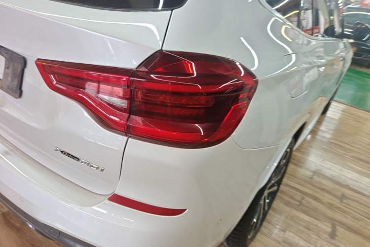 Used BMW X3 2020 xDrive30i Luxury Model with M Sport Package Right Rear Taillight
