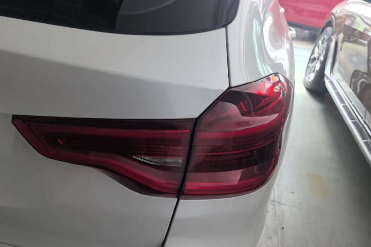 Used BMW X3 2020 xDrive25i Luxury Package Right Rear Taillight