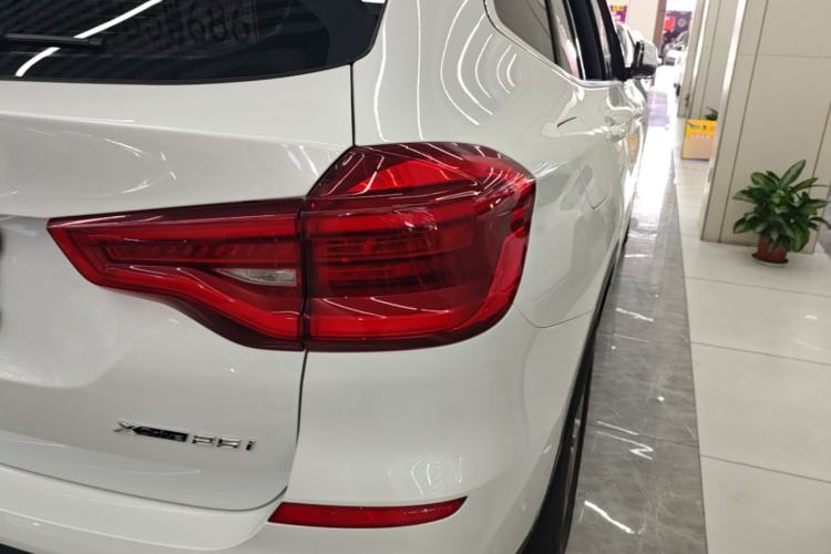 Used BMW X3 2020 xDrive25i Luxury Package Right Rear Taillight