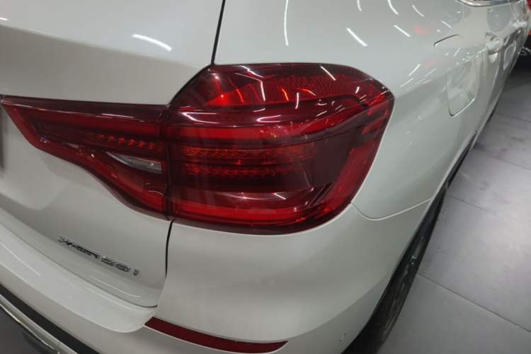 Used BMW X3 2020 xDrive28i Luxury Package Right Rear Taillight