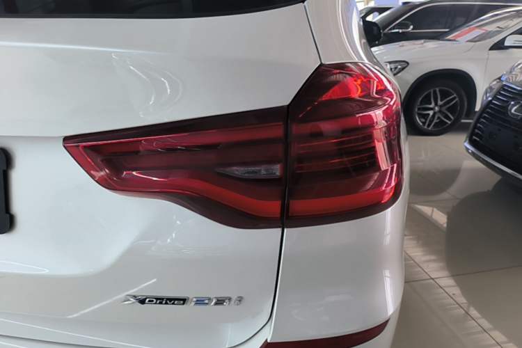 Used BMW X3 2020 xDrive28i Luxury Package Right Rear Taillight