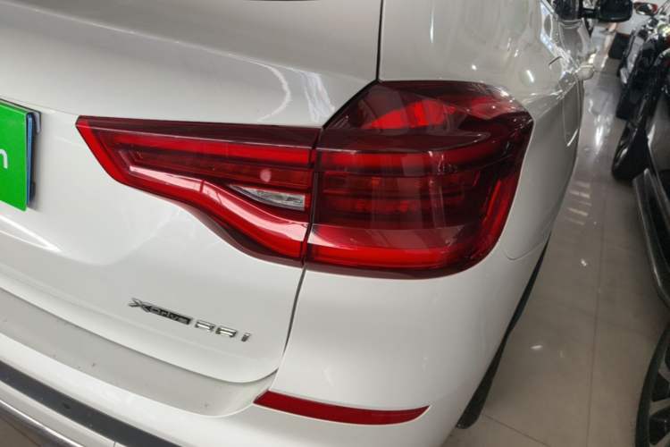 Used BMW X3 2020 xDrive28i Luxury Package Right Rear Taillight