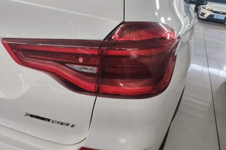 Used BMW X3 2020 xDrive28i Luxury Package Right Rear Taillight