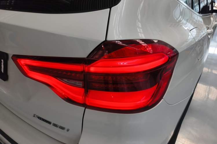 Used BMW X3 2020 xDrive25i Luxury Package Right Rear Taillight