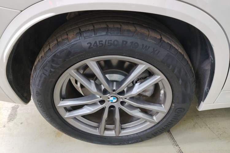 Used BMW X3 2020 xDrive28i M Sport Package Right Rear Wheel Hub