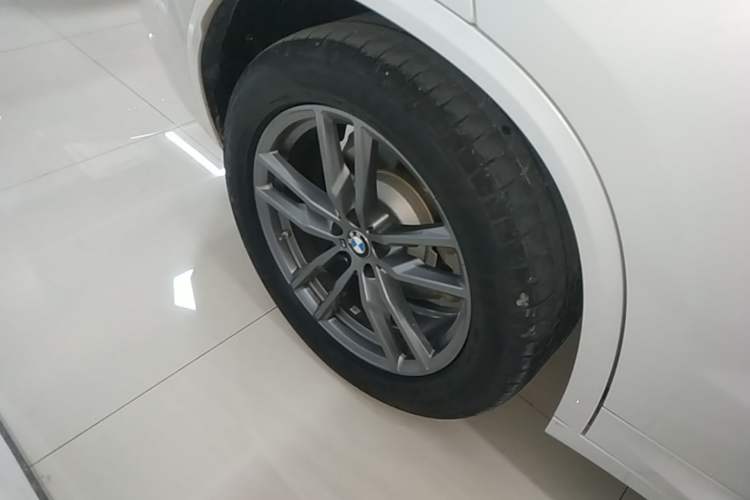 Used BMW X3 2020 xDrive28i M Sport Package Right Rear Wheel Hub