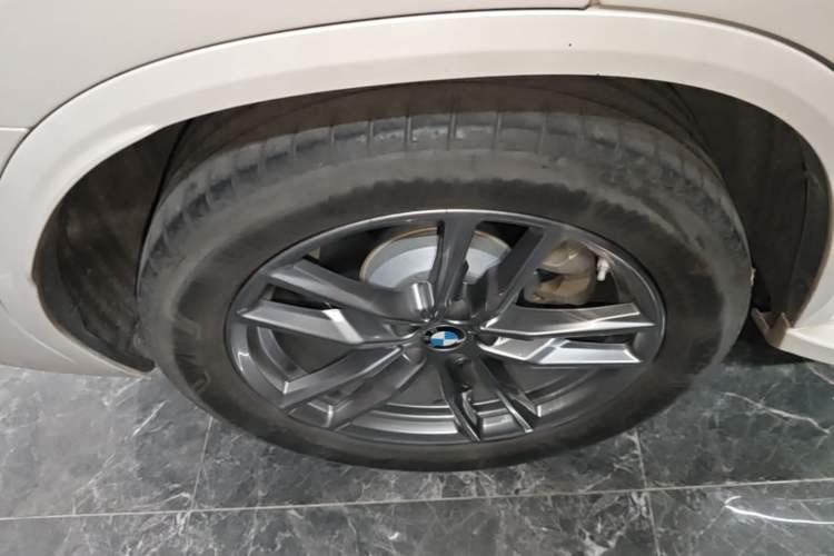 Used BMW X3 2020 xDrive28i M Sport Package Right Rear Wheel Hub